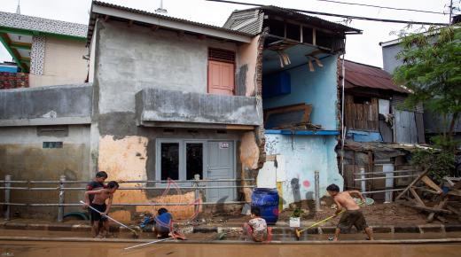 ازدياد ضحايا فياضانات جاكرتا