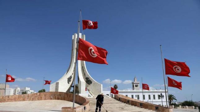 تم توقيف وزير البيئة والشؤون المحلية التونسي