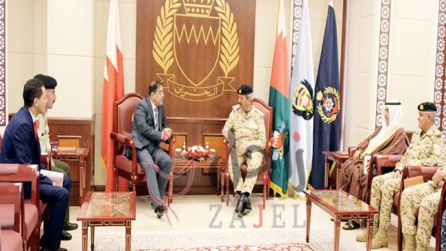 القائد العام يستقبل مدير الاستخبارات في القوات الأردنية