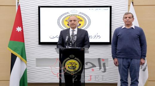 العضايلة: فتح مخابز وصيدليات لتزويد المواطنين بحاجتهم الأساسية من خلال خدمة التوصيل قريباً