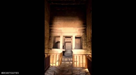 الشمس تشرق على معبد قصر قارون والكرنك