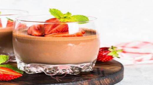 كاسترد بالشوكولاتة والبسكويت