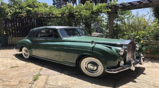 سعرها قارب 7 ملايين دولار.. سيارة إليزابيث تايلور للبيع في مزاد علني.