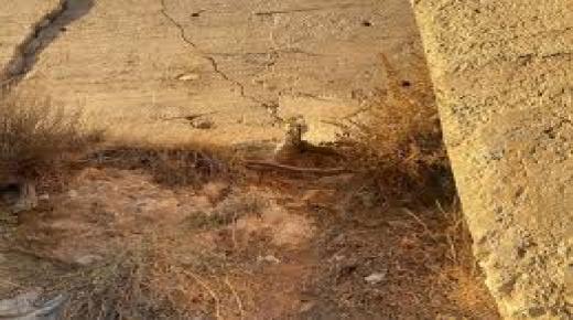 سور آيل للسقوط في منطقة السلالم بالسلط