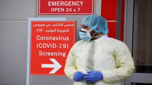 شرطة أبوظبي تقود قافلة من المركبات بعد رفع عمليات التفتيش على الحدود في دبي COVID-19