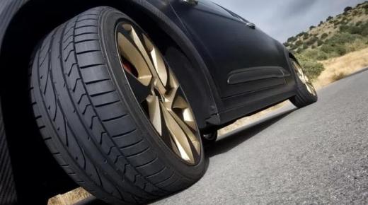 عمان.. سائق يدهس طفلا ويلوذ بالفرار