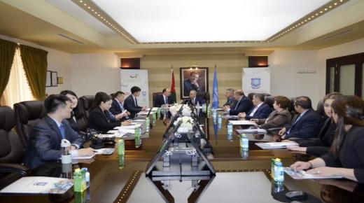 عمان الأهلية تستقبل وفدا من جامعة فودان الصينية … صور