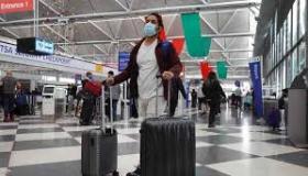 عاش في المطار 3 أشهر.. وتحول “مديرا”