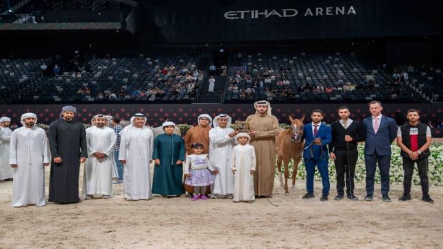 “ع ج براكة” تتألق في ثاني أيام بطولة أبوظبي الدولية لجمال الخيل العربية