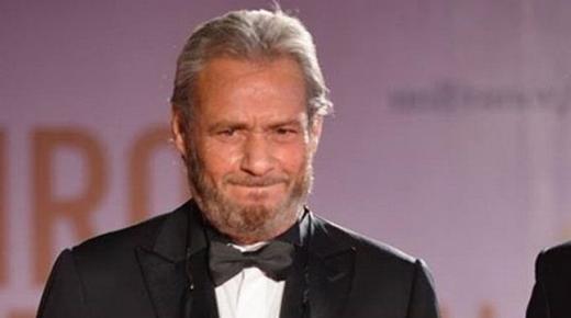 فاروق الفيشاوي في حالة صحية حرجة وابنه يطلب له الدعاء