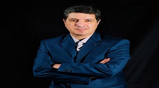 الدكتور فراس الجحاوشة يتكفّل بتعليم الطفل عطا الشمايلة في مدرسة خاصة بالكرك