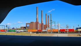 فولكس فاجن الألمانية تبدا بتطوير برنامجها الخاص للسيارات ذاتية القيادة