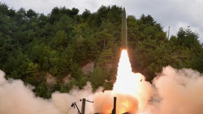 كوريا الشمالية تعلن عن اختبار ناجح لصاروخ تفوق سرعته سرعة الصوت