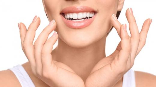 ابتسامة هوليوود