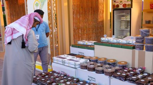 إقبال لافت على مهرجان الوثبة للتمور وتتويج الفائزين بالمسابقات