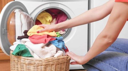 ما هو الفرق بين غسالة الاوتوماتيك وفوق الاوتوماتيك؟