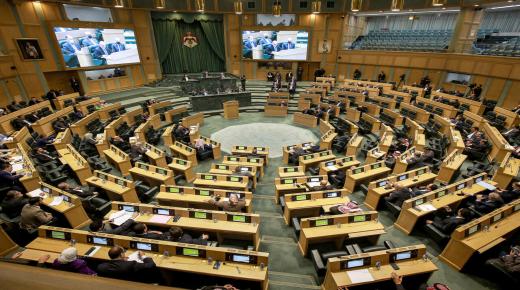 الأردن.. نائبة تنقل زوجها من بلدية إلى مجلس النواب