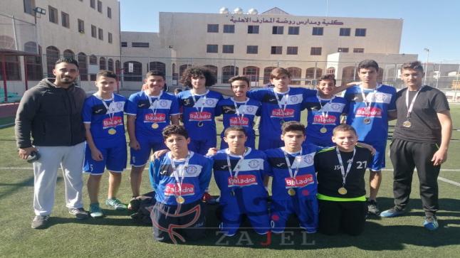مجموعة  مدارس الجامعة – بنين – تحرز المركز الثالث ببطولة كرة القدم للمدارس