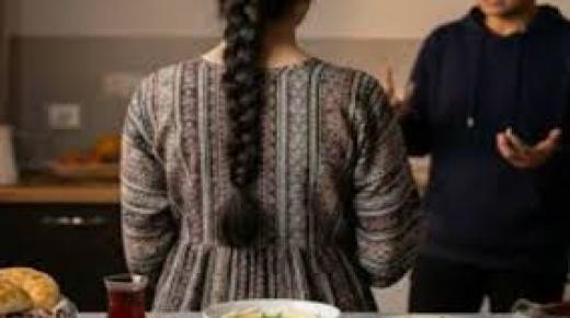 العراق .. مراهق يقتل شقيقته بعد رفضها تحضير الفطور له