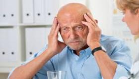 لماذا ينسى مرضى بالزهايمر الذين أحبوهم؟