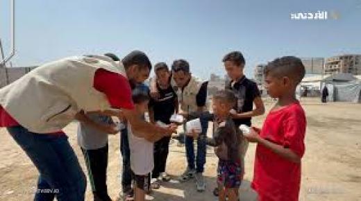 الخيرية الهاشمية تستمر بإيصال المساعدات للأسر المتضررة