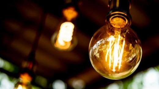 جامعة كاليفورنيا تقاضى أمازون لانتهاك براءة اختراع مصباح LED