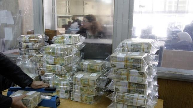مصرف سوريا المركزي يعلق على أنباء عن طباعة “عملة ورقية بأربعة أصفار”