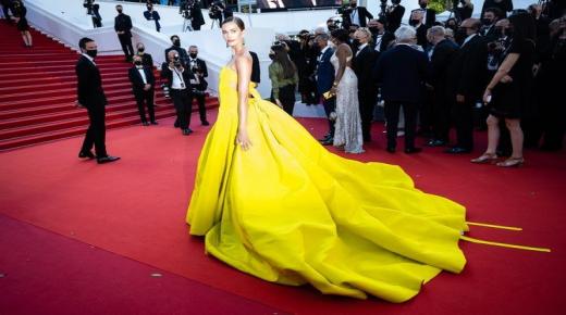 مصممين سعوديين ولبنانيين يقدمون عرضًا رائعًا