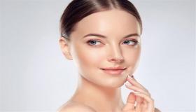 9 نصائح أساسية للعناية بالبشرة لمظهر متألق كالمشاهير