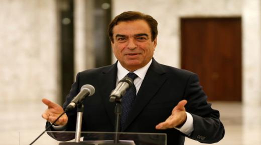 وزير الإعلام اللبناني يواجه إجراءات قانونية بسبب تصريحات مثيرة للجدل للحوثيين