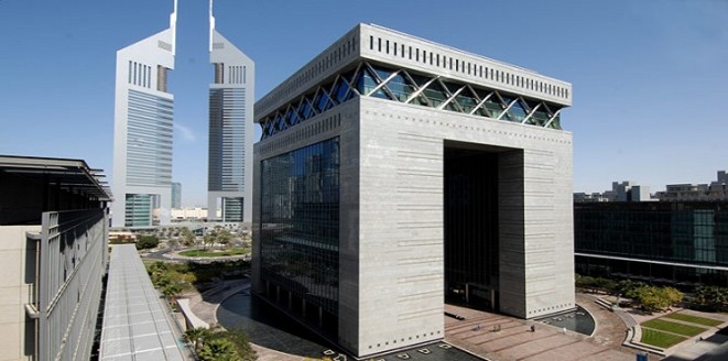 القطاع الخاص في دبي يتعافى بشكل بسيط