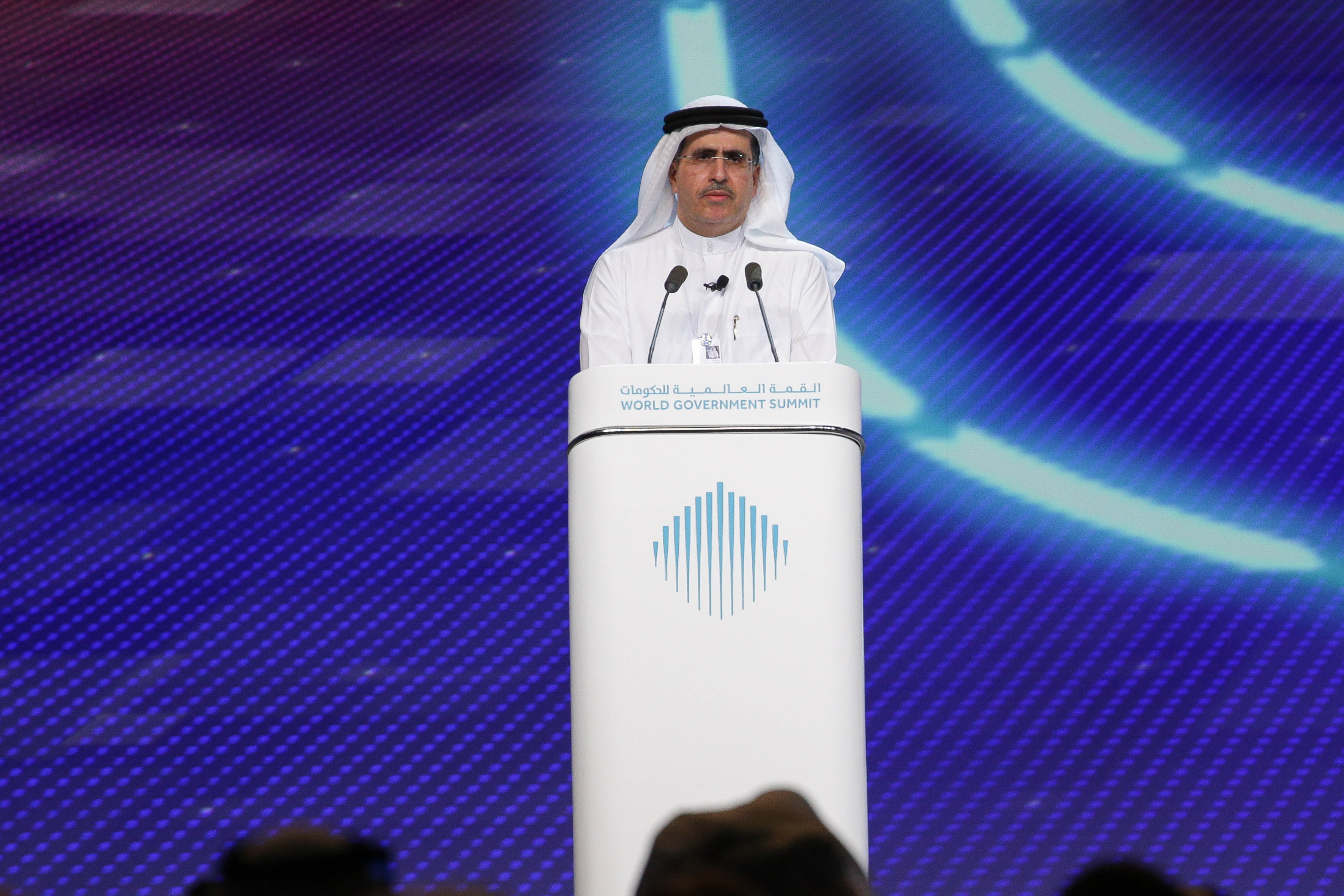 العضو المنتدب الرئيس التنفيذي لهيئة كهرباء ومياه دبي يناقش مستقبل أمن واستدامة المياه