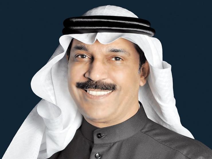 سقوط الفنان عبد الله الرويشد من فوق خشبة المسرح بالكويت