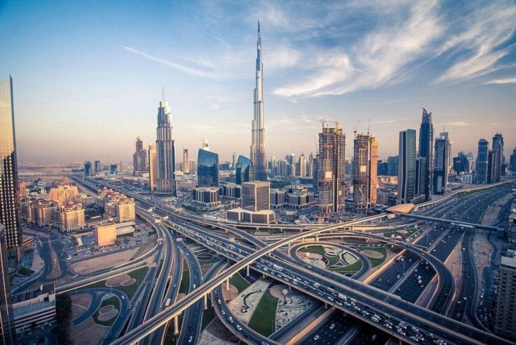 دبي تحتضن انطلاق مؤتمر “سيملس” نهاية الأسبوع