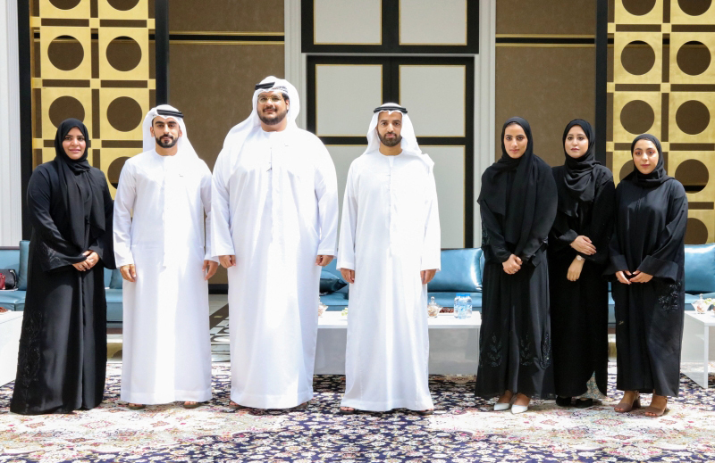 محمد بن سعود: شباب الإمارات يسابقون الزمن لخدمة الوطن