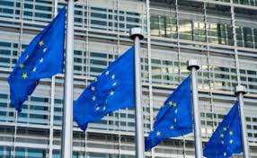 الاتحاد الأوروبي يزيد الضغط على سويسرا في نزاع حول اتفاق إطاري